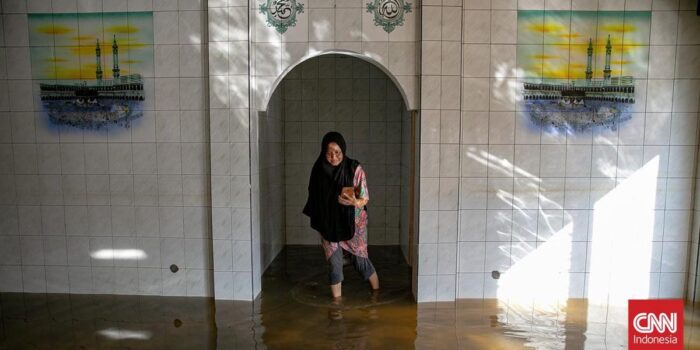 Berita Selasa Pagi, 35 RT di Jakarta Masih Dikepung Banjir