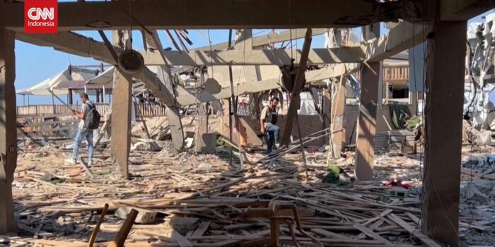 Berita Rudal Israel Hantam Kafe Pengungsian di Gaza, Puluhan Tewas