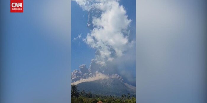 Berita Detik-detik Gunung Lewotobi Laki-laki Meletus Lagi