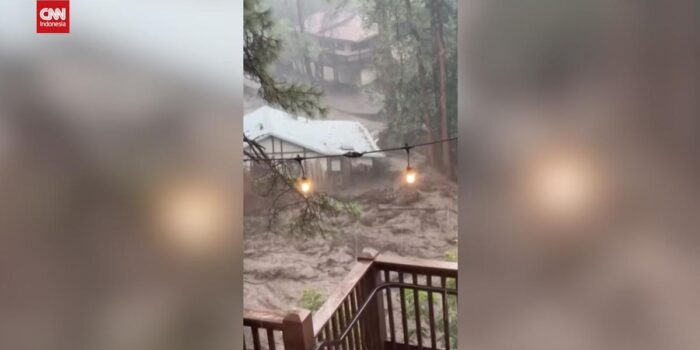 Berita Detik-detik Rumah di Resor New Mexico AS Hanyut Terbawa Banjir