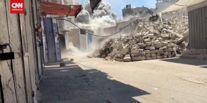 Berita Detik-detik Israel Serang Pasar Kota Tua Gaza
