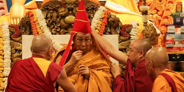 Berita Upacara Doa Dalai Lama Bersama Pengikut Jelang HUT ke-90