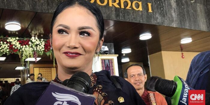 Berita Ramai Tunjangan Rumah, Omongan KD soal Gaji Anggota DPR Kembali Viral