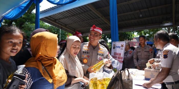 Berita Polri Gelar Pasar Murah, Alumni Akpol 90 Wujudkan Bakti bagi Rakyat