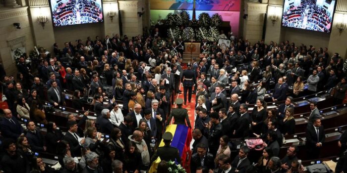 Berita Miguel Uribe, Capres Kolombia yang Tewas Ditembak Pembunuh Bayaran