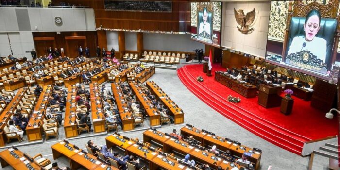 Berita Berlimpah Snack Rapat Anggota DPR, Muncul Seruan Cukup Air Putih Saja
