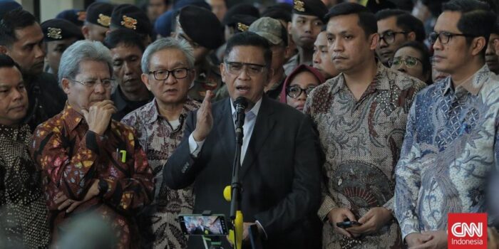 Berita Kuasa Hukum Terima Kasih ke Prabowo Beri Amnesti Hasto