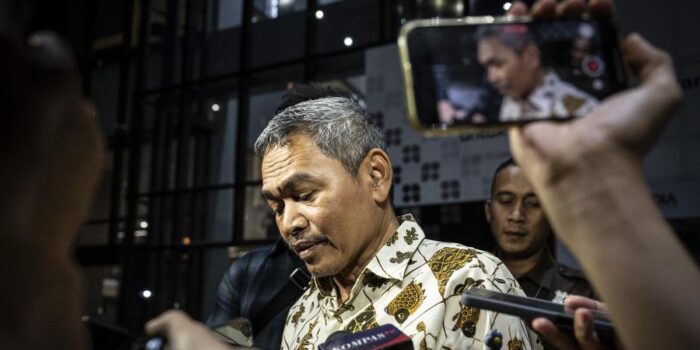 Berita KPK Duga Hergun dan Satori Terima Rp28 Miliar di Kasus CSR BI-OJK