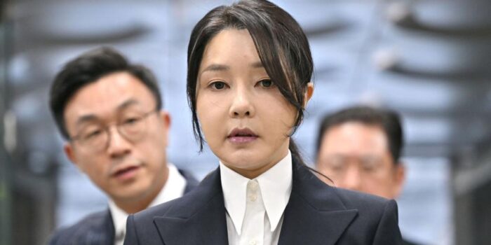 Berita Eks Ibu Negara Korsel Ditahan Kasus Manipulasi Saham hingga Suap