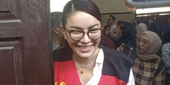 Berita Nikita Mirzani Lapor KPK soal Dugaan Suap ke Penegak Hukum