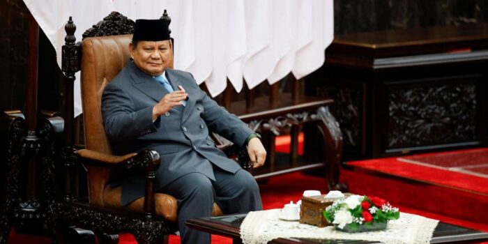 Berita RI Tetap Non-Blok, Tak Berpihak ke Kubu Manapun
