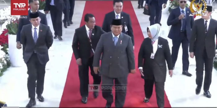 Berita Prabowo Hadir di Sidang Tahunan MPR Pakai Jas