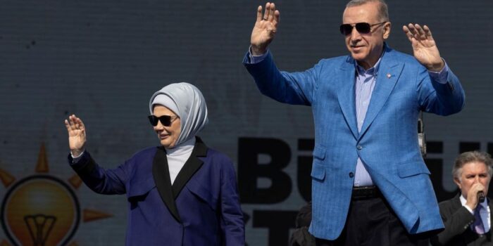 Berita Istri Erdogan Surati Melania Trump, Minta Pedulikan Anak-anak Gaza