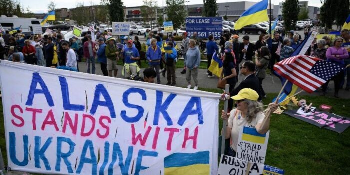 Berita Putin Didemo Warga Alaska AS Jelang Temu Donald Trump