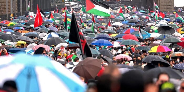 Berita Puluhan Ribu Warga Sydney Turun Ke Jalan Bela Palestina