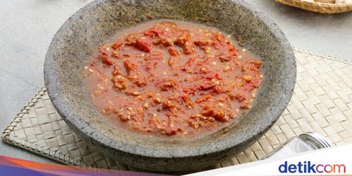 Pahami- Resep Sambal Terasi yang Pedas Nagih, Bikin Lahap Makan!