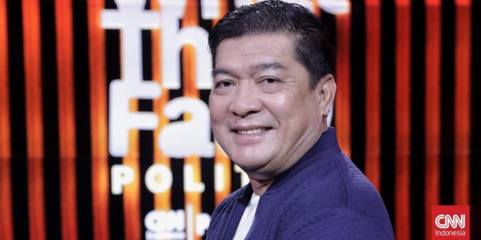 Berita Silfester Relawan Jokowi Diperiksa Terkait Laporan ke Roy Suryo Cs
