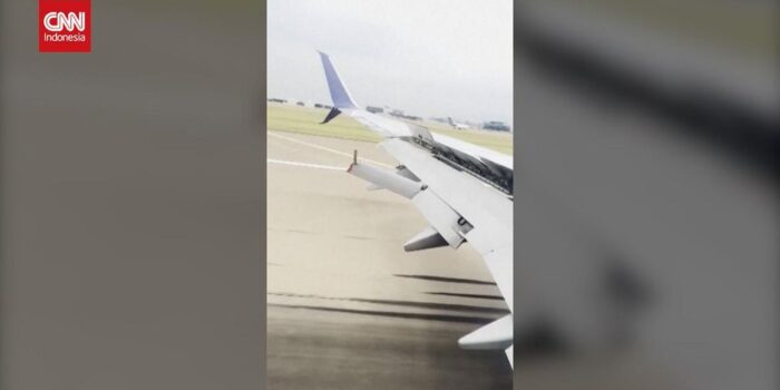 Berita Detik-detik Pesawat Delta Airlines Mendarat dengan Sayap Rusak
