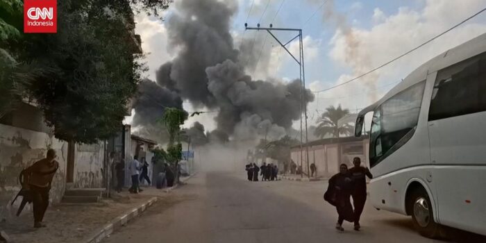 Berita Kepanikan Warga Gaza saat Israel Serang Kamp Deir al-Balah