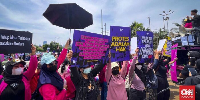 Berita 17+8 Tuntutan Demo Agustus, Sebagian Lewati Tenggat Hari Ini