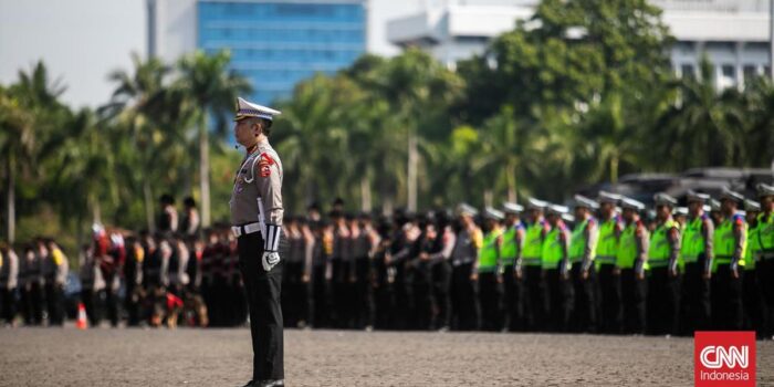 Berita Komisi III DPR Dukung Presiden Bentuk Tim Reformasi Polri