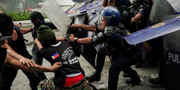 Berita Demo Anti Korupsi di Manila Rusuh