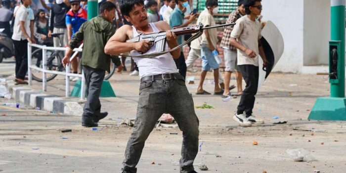 Berita Daftar Negara yang Demo Besar-besaran ke Pemerintah