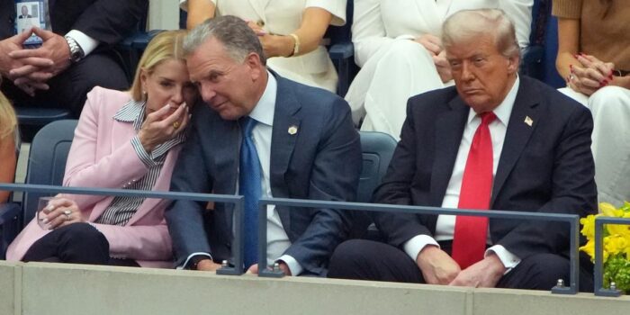 Berita Trump Nonton Final US Open Disambut Cemooh hingga Olok-olok Penonton