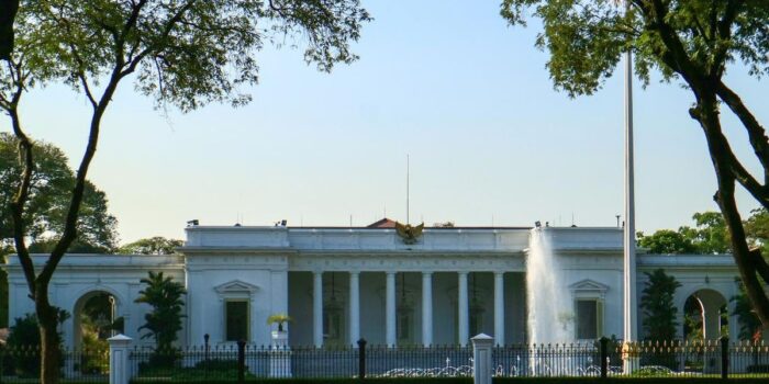 Berita Dirjen Kominfo dan Deputi LKPP Tiba di Istana di Tengah Isu Reshuffle