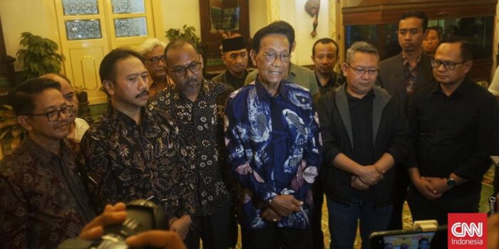 Berita Sultan HB X Kumpulkan Rektor Respons Gelombang Aksi di Yogya