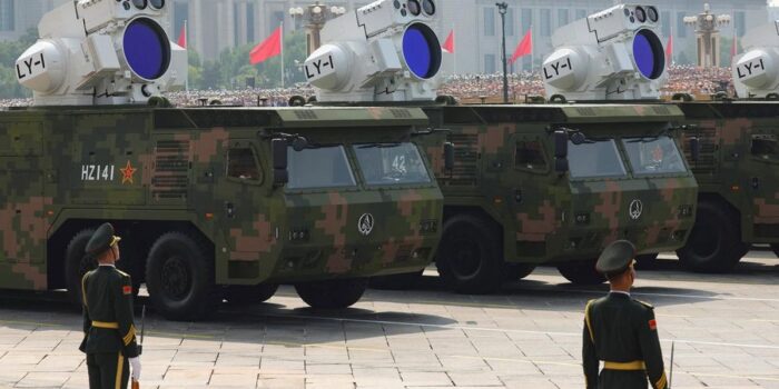 Berita Penampakan Senjata Baru China saat Parade Militer Beijing, Ada Laser