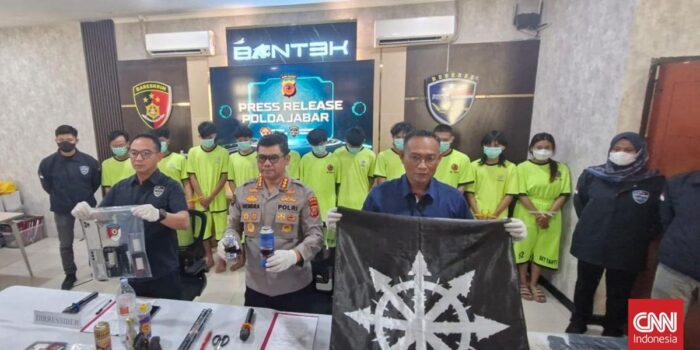 Berita 12 Orang Ditetapkan Tersangka Penghasutan-Provokasi Unjuk Rasa Bandung