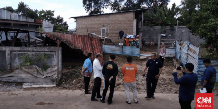 Berita 21 Rumah di Batam Rusak di Terjang Puting Beliung