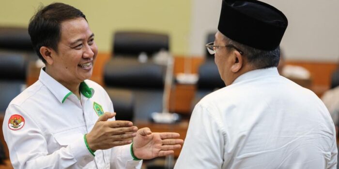 Berita KPK Cecar Dirjen Kemenag Hilman Latief 10 Jam Terkait Korupsi Haji