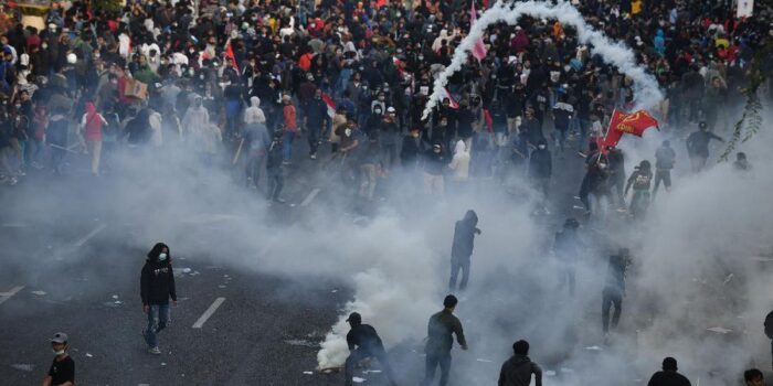 Berita Gubernur Jatim Sebut 64 Anak Terseret Kasus Hukum Demo Agustus