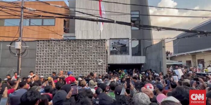 Berita Polisi Selidiki Aksi Penjarahan Rumah Sahroni hingga Eko Patrio