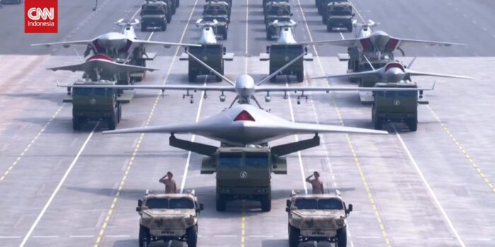 Berita Parade Militer China Pamer Persenjataan Canggih