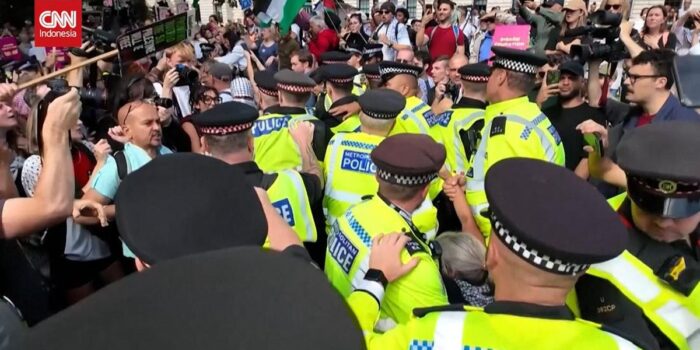 Berita Ratusan Orang Ditangkap saat Demo Pro-Palestina di London