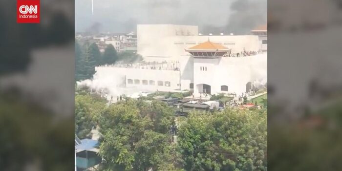 Berita Detik-detik Demo Nepal Rusuh, Rumah PM-Gedung Parlemen Dibakar