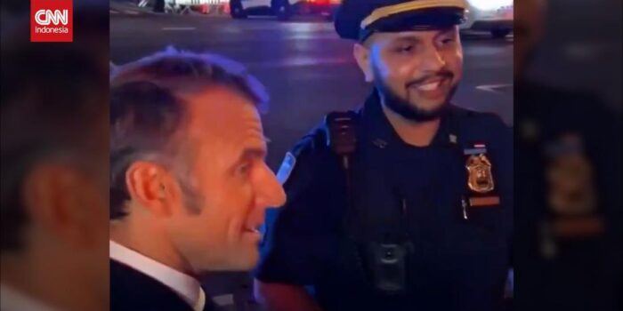 Berita Momen Macron Kena Macet Imbas Iring-Iringan Trump di New York