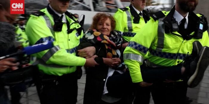 Berita Polisi Inggris Tangkap Puluhan Peserta Demo Pro-Palestina
