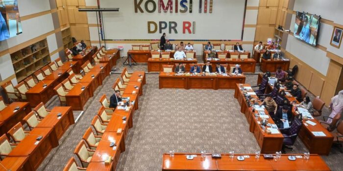 Berita Komisi III DPR Siapkan Draf Baru RUU Perampasan Aset