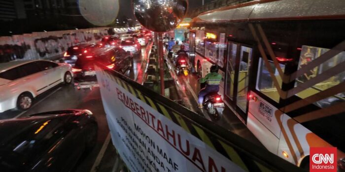 Berita Pramono Harap Proyek Bikin Macet di Simatupang Selesai Oktober