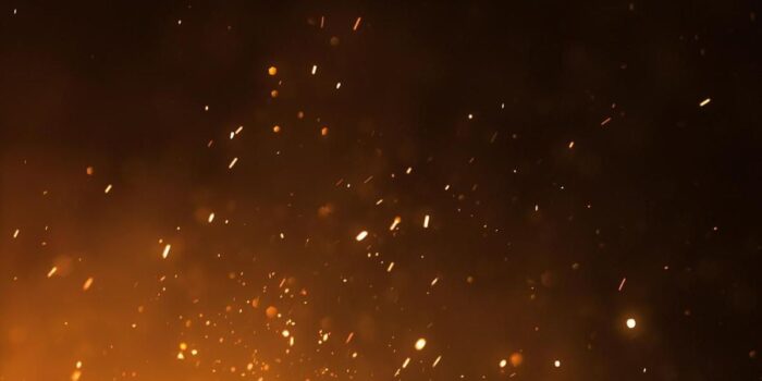 Berita Pencuri Motor di Surabaya Terbakar Usai Dikejar dan Ditangkap Warga Berita Pencuri Motor di Surabaya Terbakar Usai Dikejar dan Ditangkap Warga