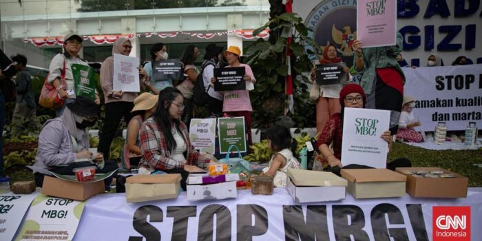 Berita Ibu-ibu Geruduk Kantor BGN, Desak Setop MBG