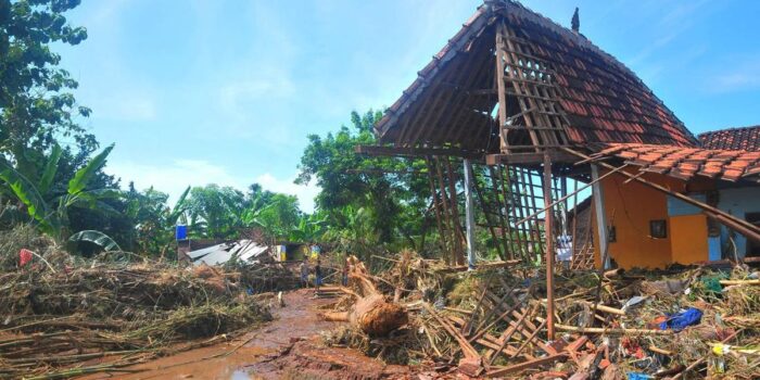 Berita Banjir Bandang Terjang Pati, Dipicu Masalah di Pegunungan Kendeng Berita Banjir Bandang Terjang Pati, Dipicu Masalah di Pegunungan Kendeng