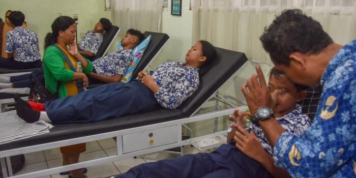 Berita Istana Akui Marak Keracunan MBG Gegara SPPG Bandel soal Prosedur