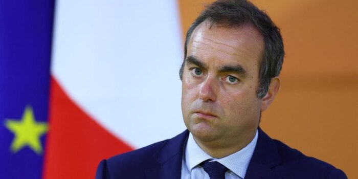 Berita PM Prancis Mundur sampai China Pamer Jet Tempur Siluman Berita PM Prancis Mundur sampai China Pamer Jet Tempur Siluman