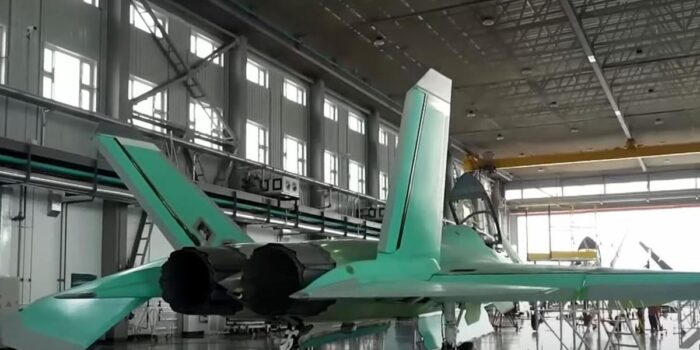 Berita China Perdana Pamer Isi Pabrik Jet Tempur Canggihnya, Ada Apa?
