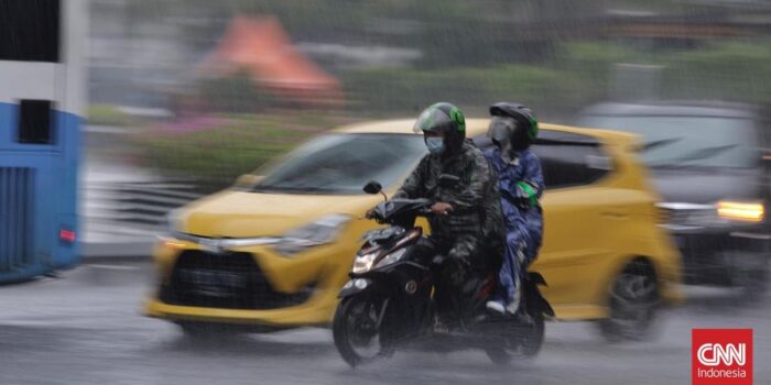 Berita Musim Hujan, Jakarta Siagakan 1.200 Pompa Air Antisipasi Banjir